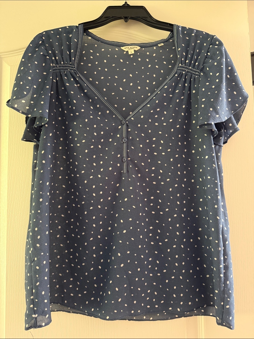 Max Studio Navy Polka Dot V-Neck Flutter Sleeve Blouse